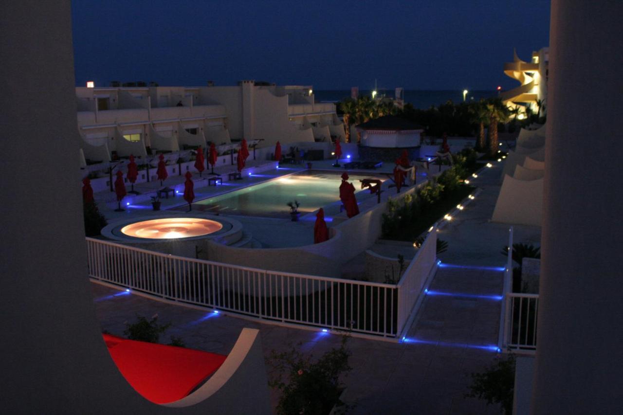 Le Jardin d'EDEN réservé aux couples Agde Esterno foto